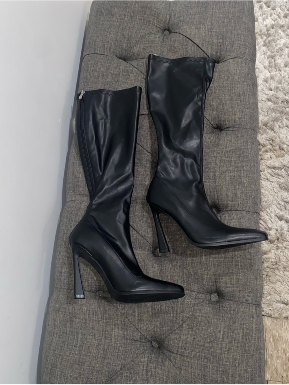 RozaliaXBillini Black Knee High Stiletto Boots – Women’s Size 8